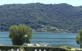 Sarnico Holiday Apartment